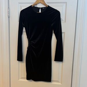 Zara Elegant Black Velvet Long Sleeve Dress